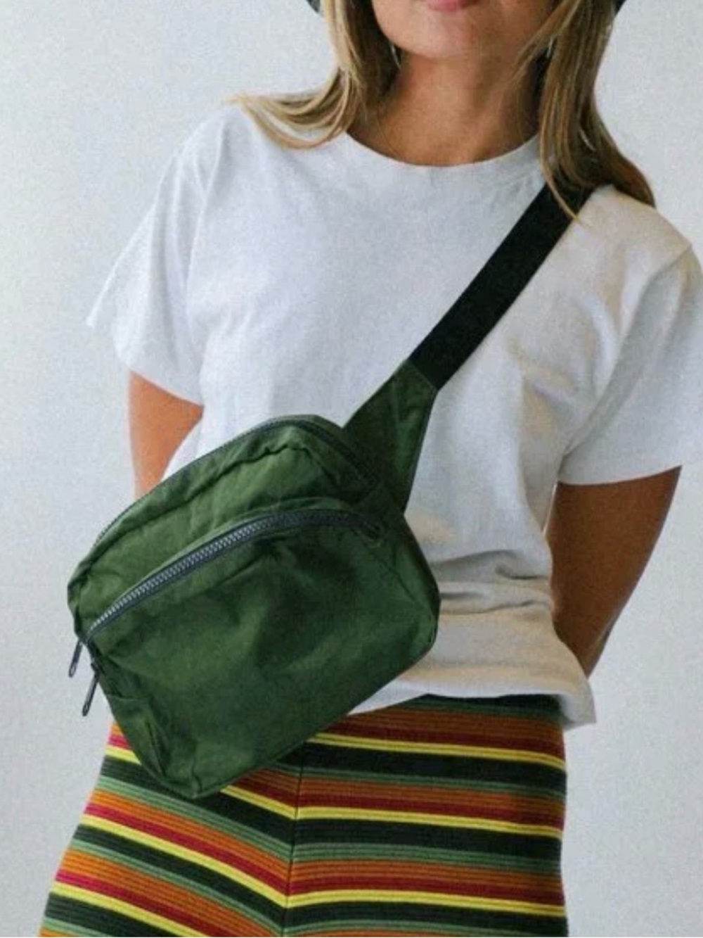 BAGGU Fanny Pack Bay Laurel - Picture 2 of 11